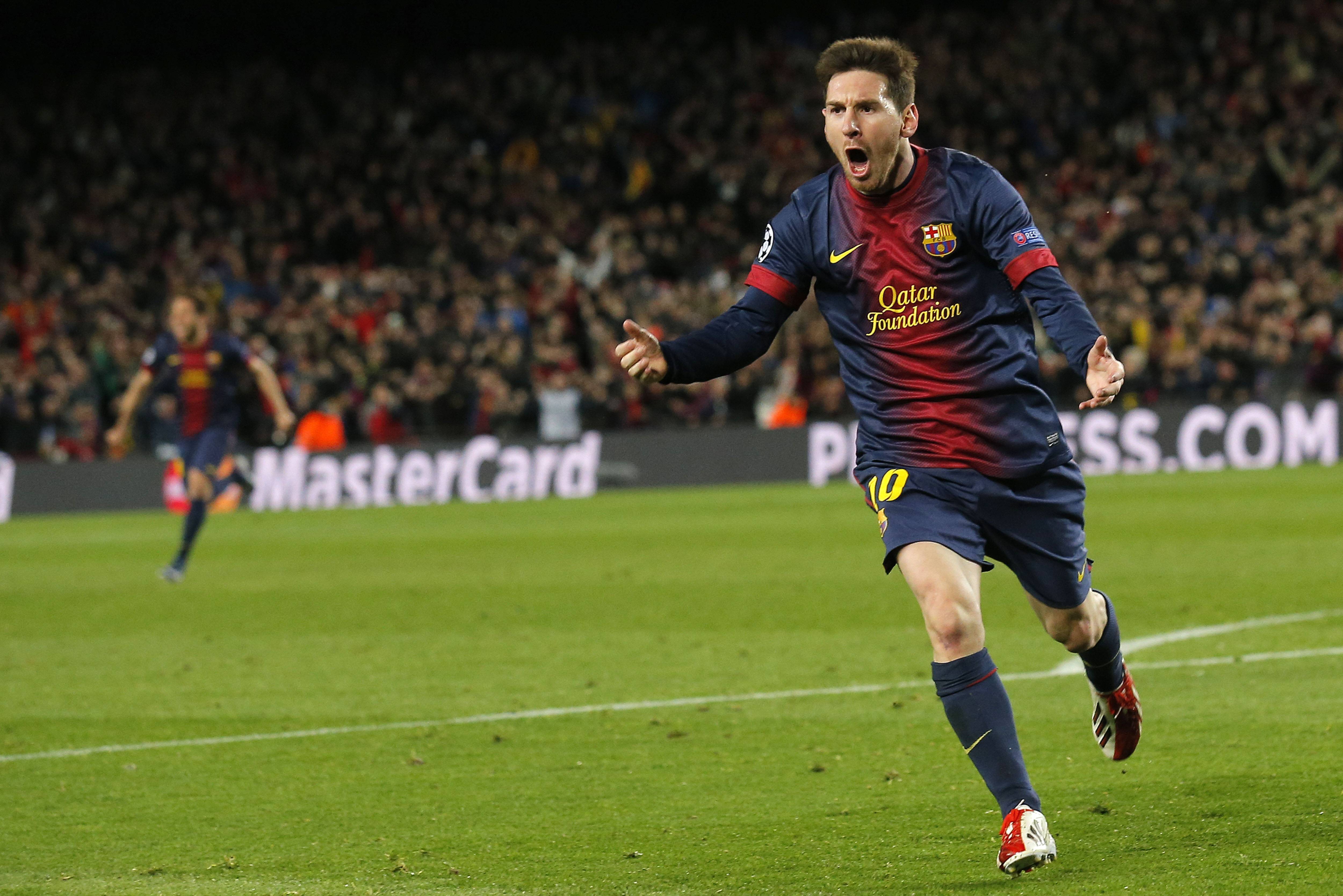 姆此前的执 姆此前的执